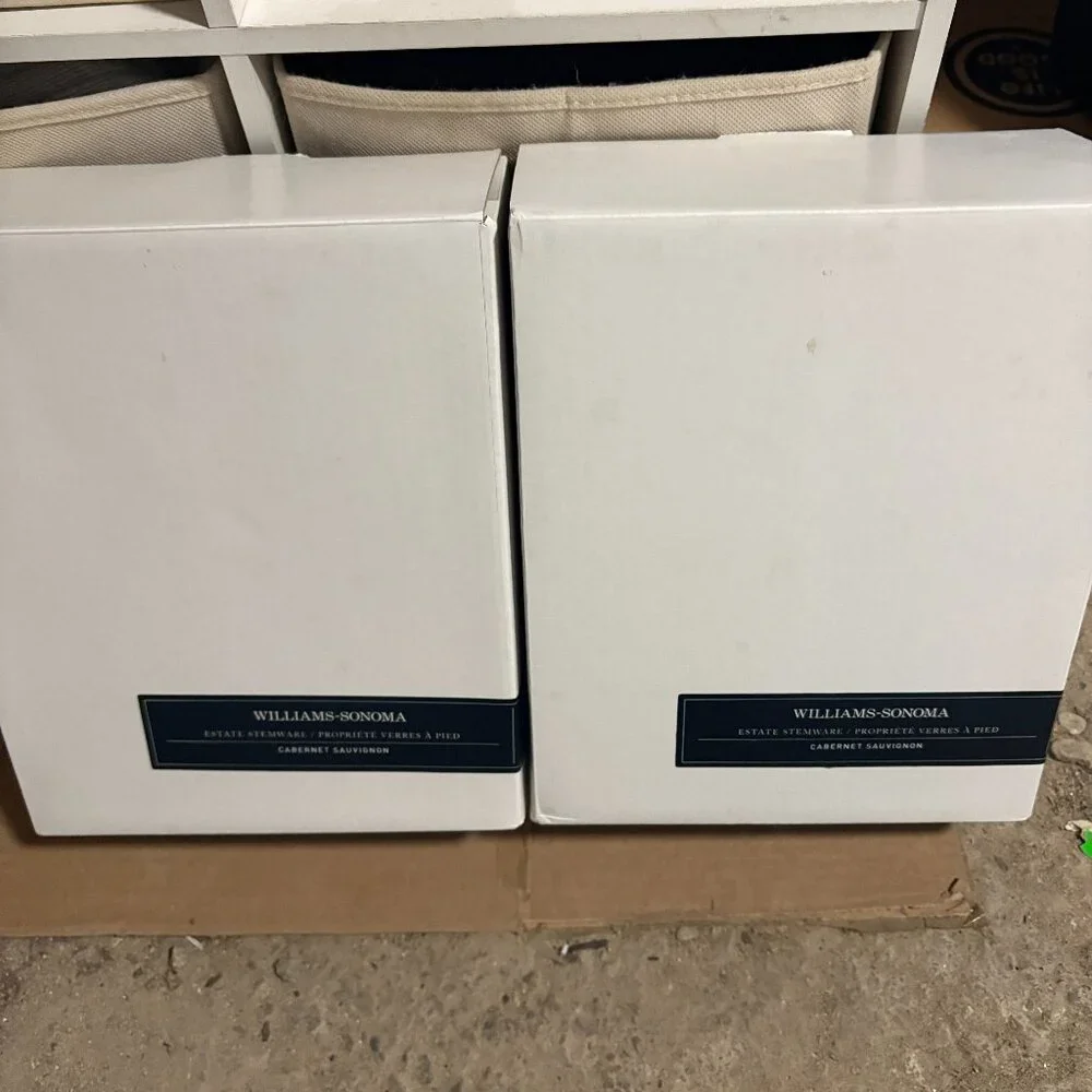 Williams Sonoma Estate Cabernet Wine Glasses - Set of 4